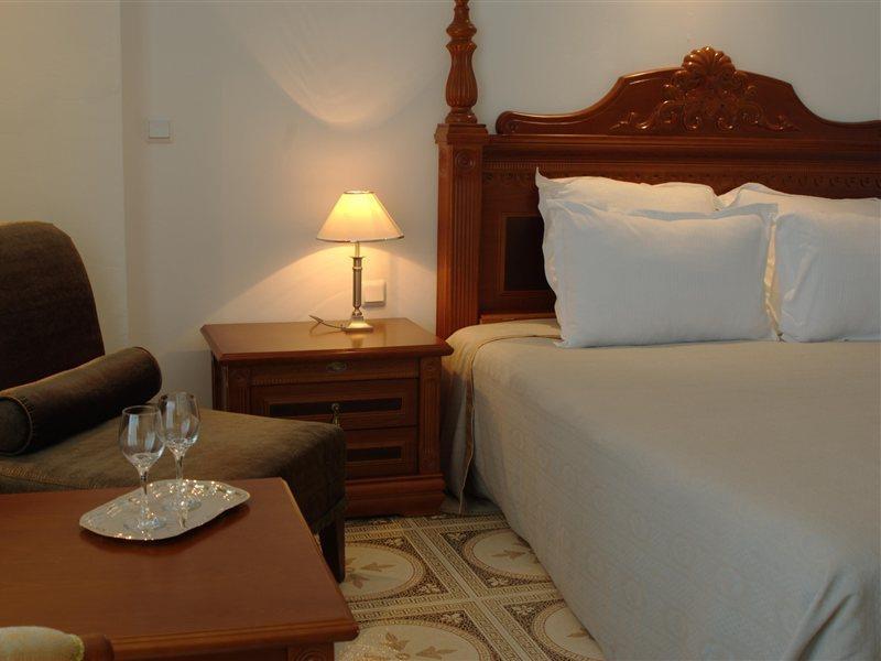 The Cliff Beach Apartments Обзор Екстериор снимка